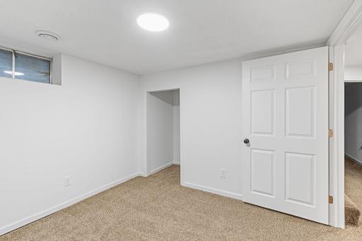 510 Wyoming Street E, Saint Paul, MN 55107
