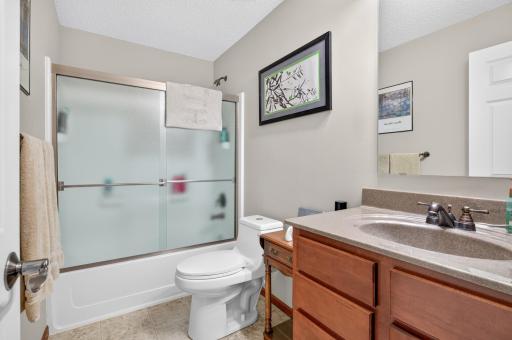 1779 Fescue Court, Shakopee, MN 55379