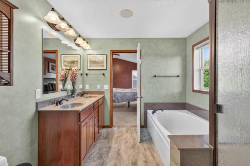 1779 Fescue Court, Shakopee, MN 55379