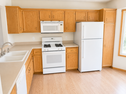 12881 Glen Way, Apple Valley, MN 55124