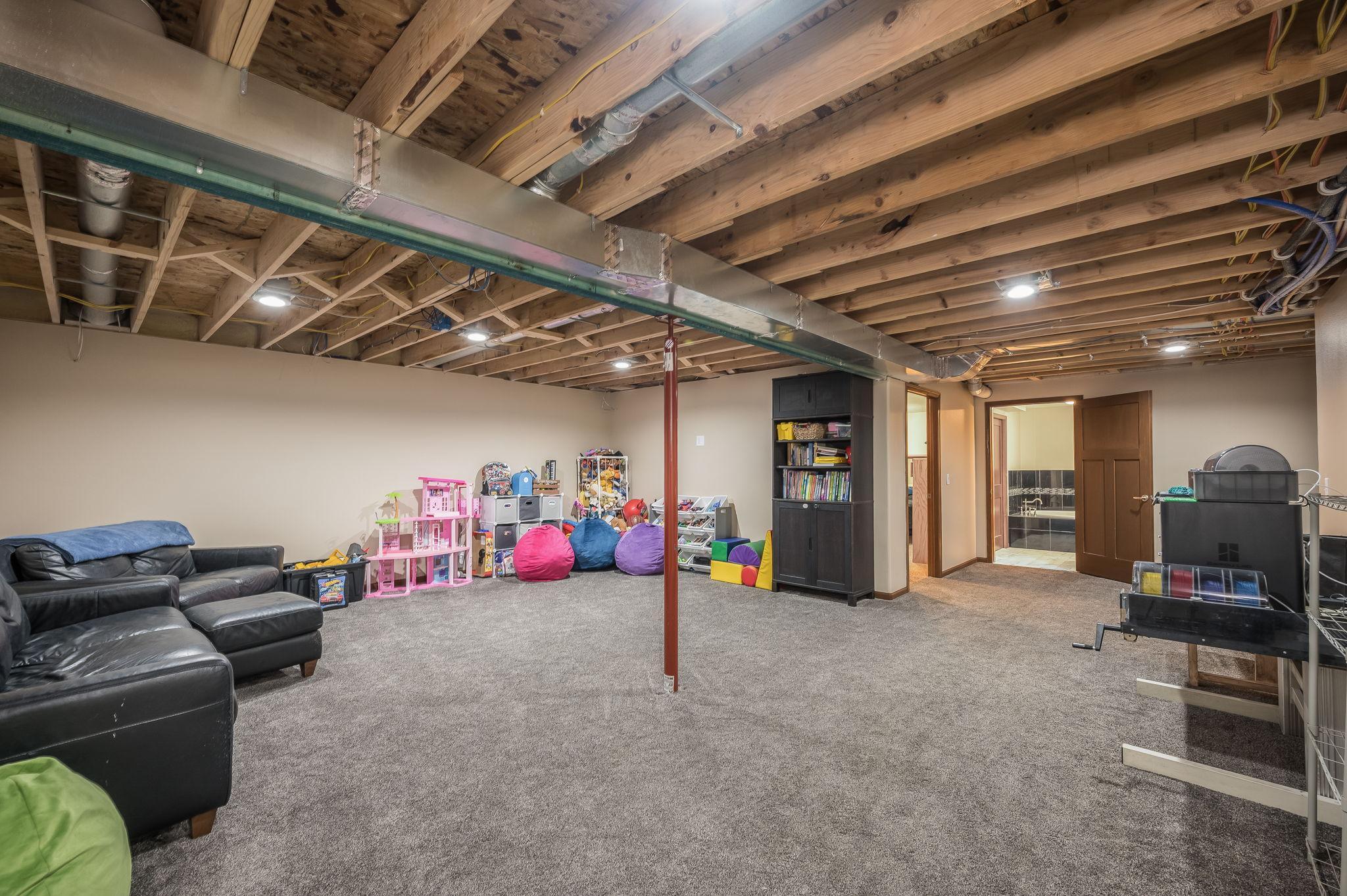 300 Tanager Rd Mankato MN-2.jpg