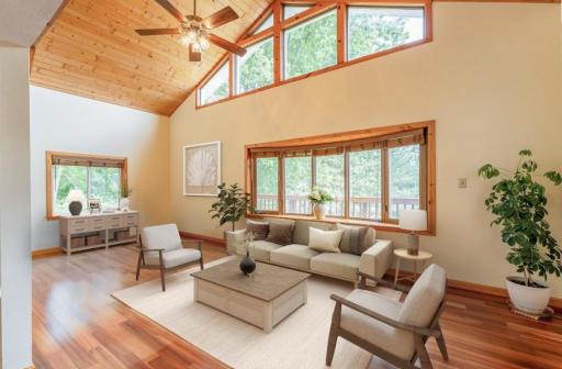 15771 Sherwood Trail, Zumbrota, MN 55992