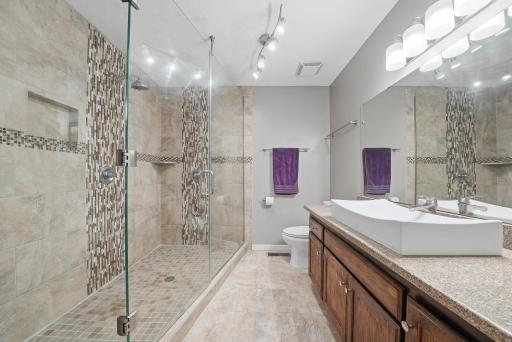 4080 Park Valley Lane, White Bear Lake, MN 55110