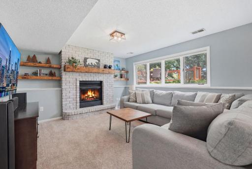 4080 Park Valley Lane, White Bear Lake, MN 55110