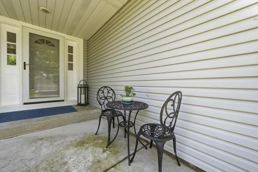 4080 Park Valley Lane, White Bear Lake, MN 55110