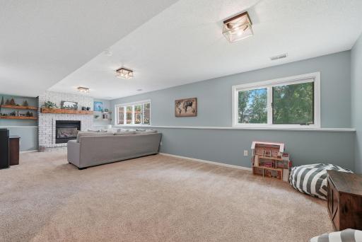 4080 Park Valley Lane, White Bear Lake, MN 55110
