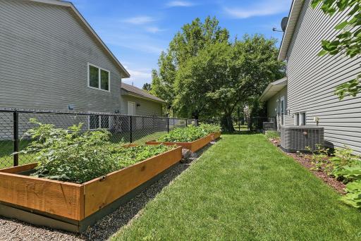 4080 Park Valley Lane, White Bear Lake, MN 55110