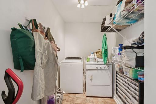 Both units have in unit laundry