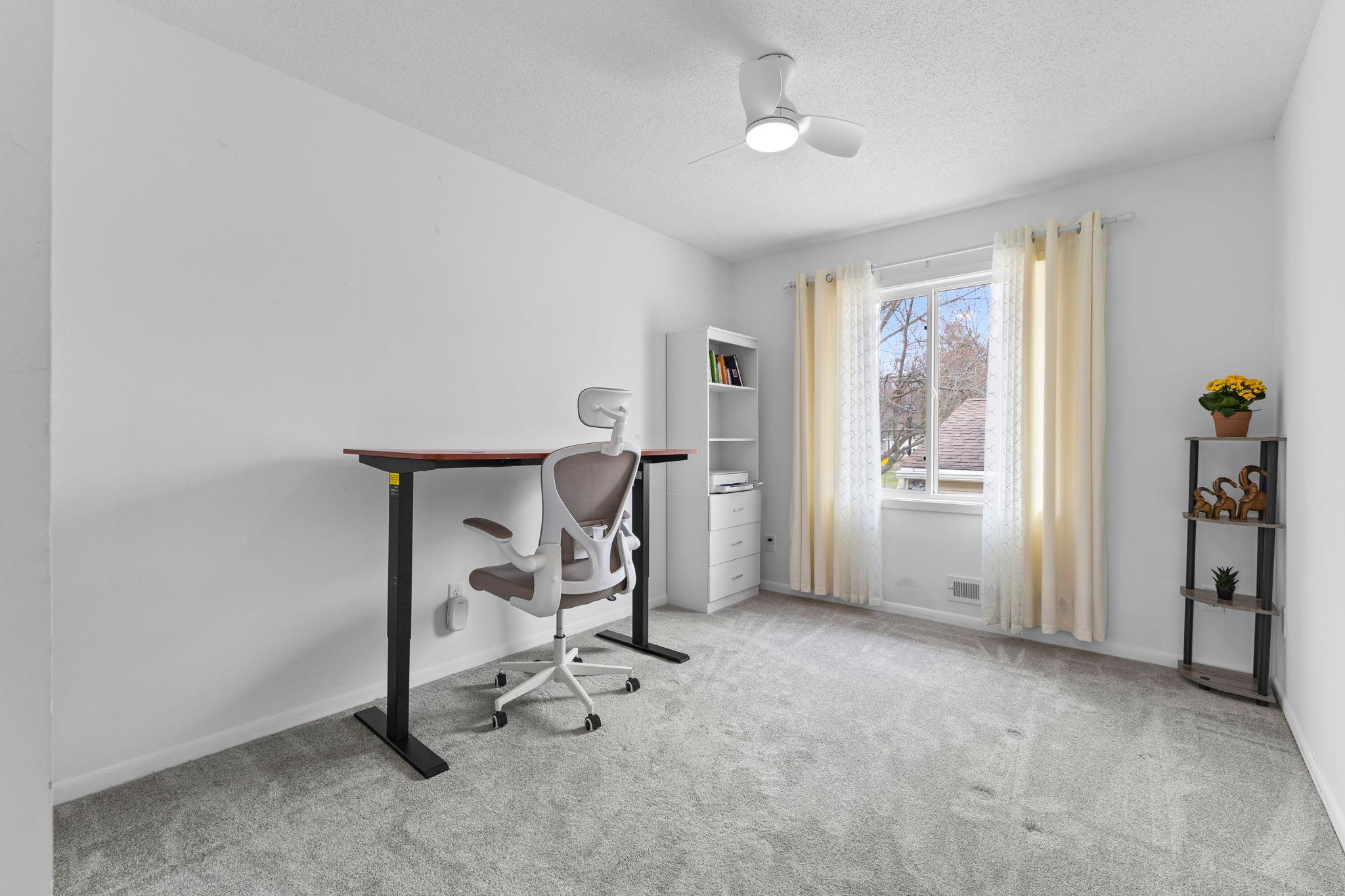 Upper Level 2nd Bedroom