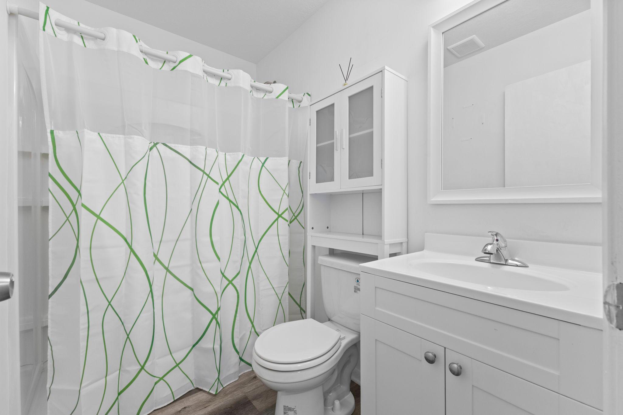 Lower Level 3/4 Bath