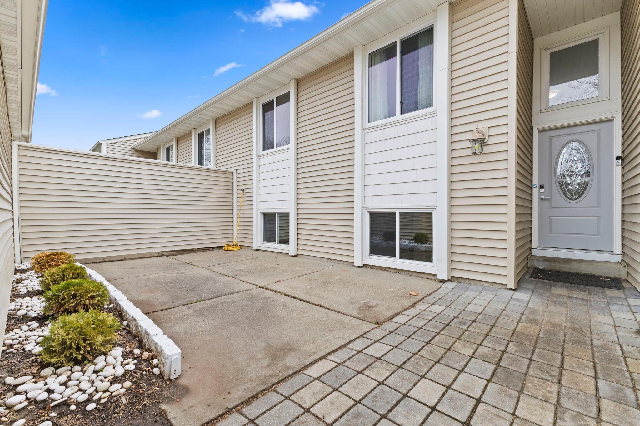 Private Front Patio