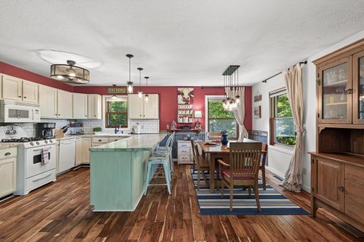 9145 Arnold Avenue NW, Monticello, MN 55362