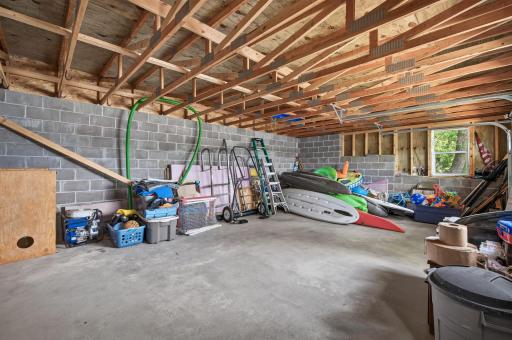 9145 Arnold Avenue NW, Monticello, MN 55362