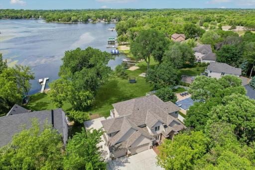 1496 Bluebill Bay Road, Burnsville, MN 55306