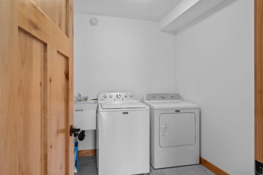 4992 W Birchview Road, Grasston, MN 55030