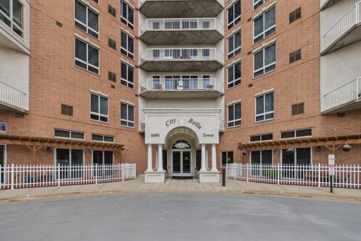 6600 Lyndale Ave S 608 20-print-CAM06272G6-PR0078-STILL020-2.jpg