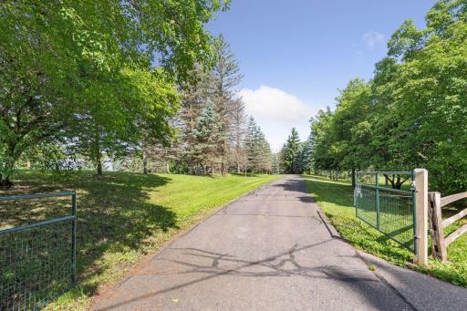 1325 Tamarack Drive - Spacecrafting - 0008.jpg