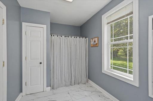 6411 S Preston Road, Superior, WI 54880