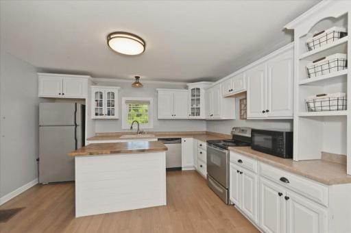6411 S Preston Road, Superior, WI 54880