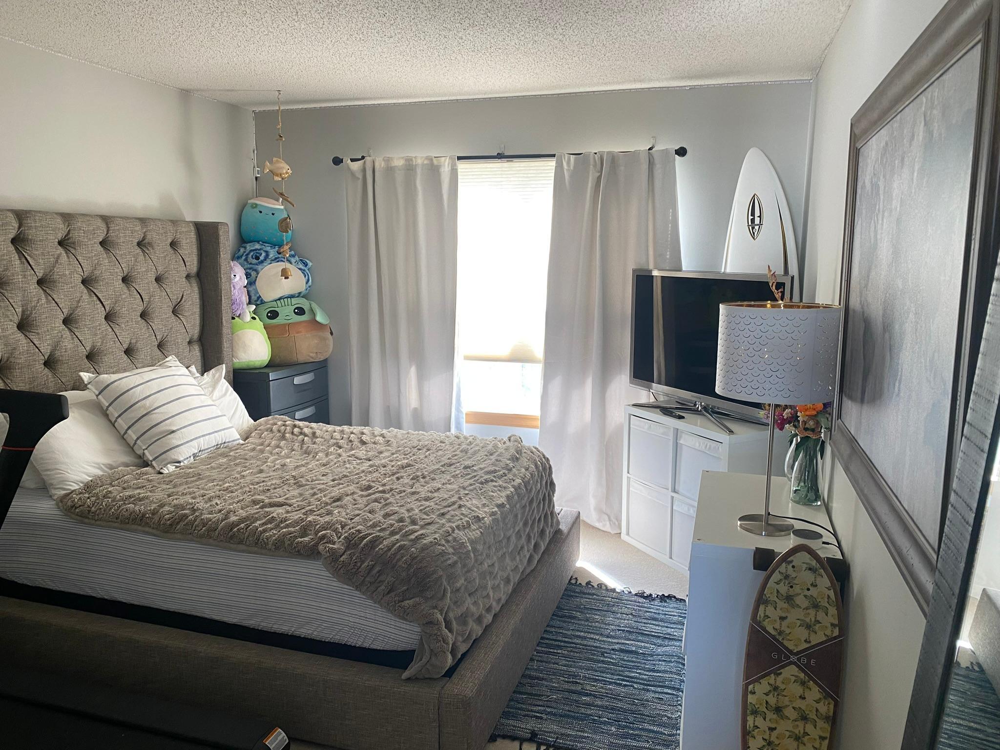 11 2nd Upper BR with large wall closet.JPEG