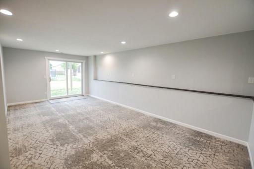 New carpet throughout the lower level. Walkout to the backyard.