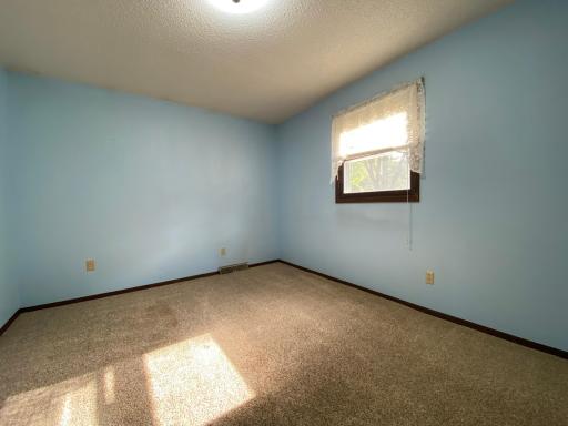 1007 10th Avenue N, Princeton, MN 55371