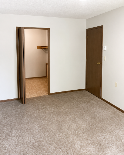 Valley View #5 Bedroom 1 (2).png