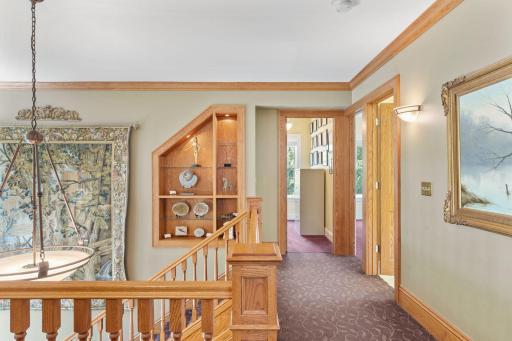 607 Ivy Falls Avenue, Saint Paul, MN 55118