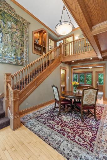 607 Ivy Falls Avenue, Saint Paul, MN 55118
