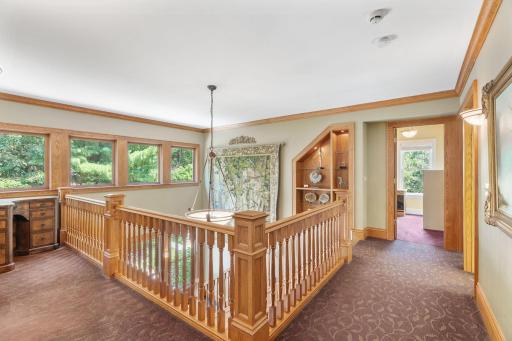 607 Ivy Falls Avenue, Saint Paul, MN 55118