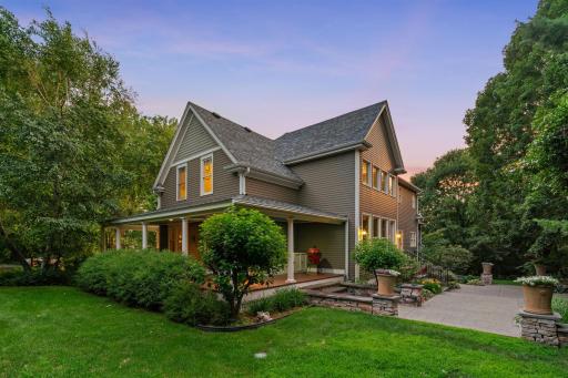 607 Ivy Falls Avenue, Saint Paul, MN 55118