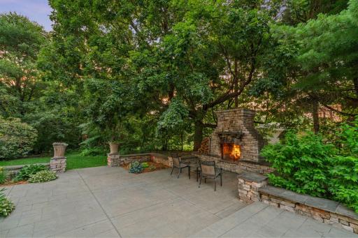 607 Ivy Falls Avenue, Saint Paul, MN 55118
