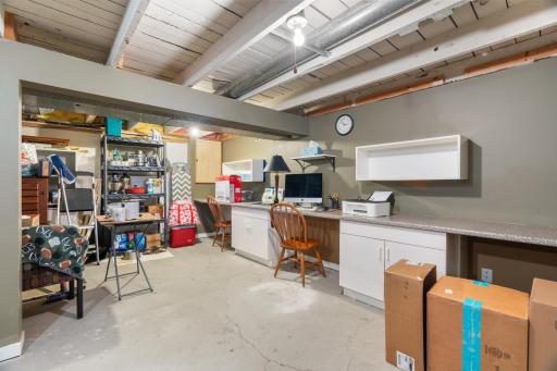 607 Ivy Falls Avenue, Saint Paul, MN 55118