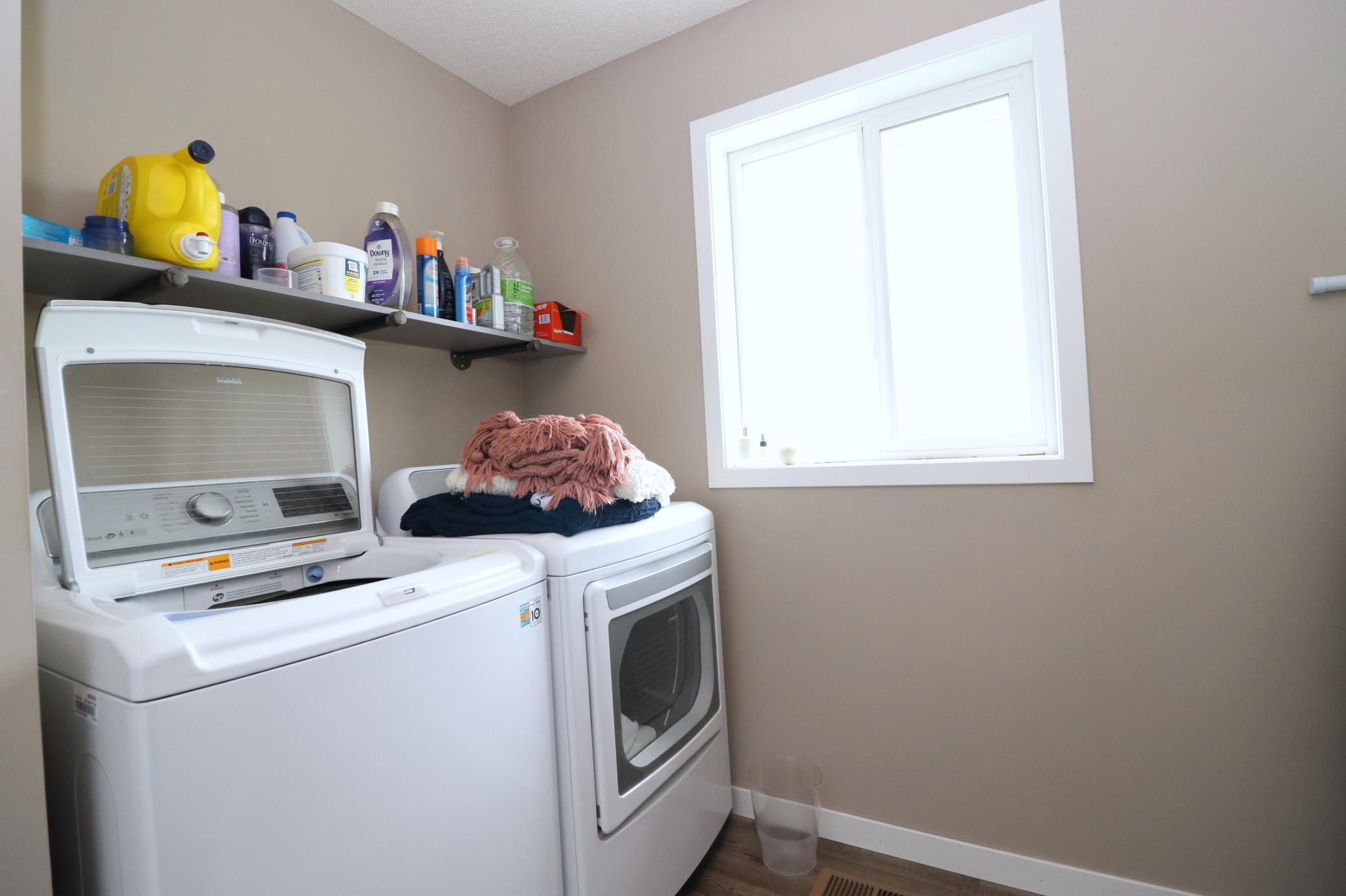 Upper level laundry