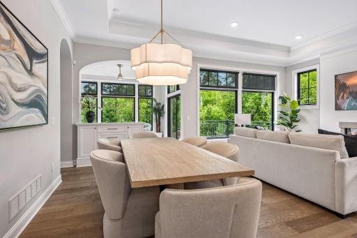 270 Wayzata Boulevard E, Wayzata, MN 55391