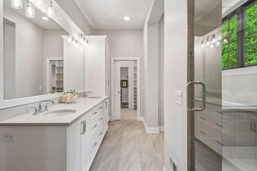 270 Wayzata Boulevard E, Wayzata, MN 55391