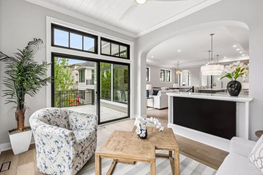 270 Wayzata Boulevard E, Wayzata, MN 55391