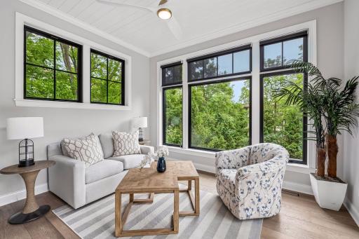 270 Wayzata Boulevard E, Wayzata, MN 55391