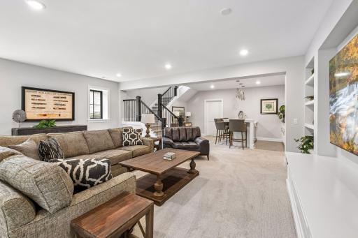 270 Wayzata Boulevard E, Wayzata, MN 55391