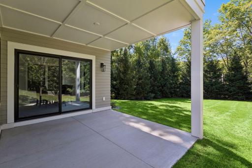 270 Wayzata Boulevard E, Wayzata, MN 55391