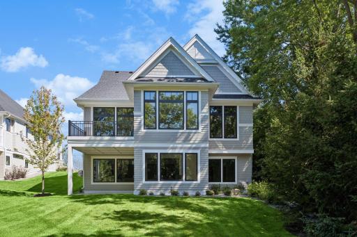270 Wayzata Boulevard E, Wayzata, MN 55391