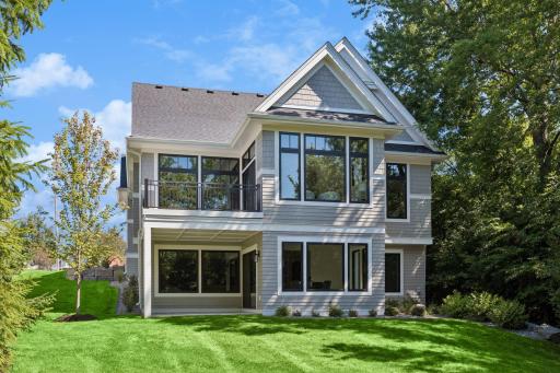 270 Wayzata Boulevard E, Wayzata, MN 55391