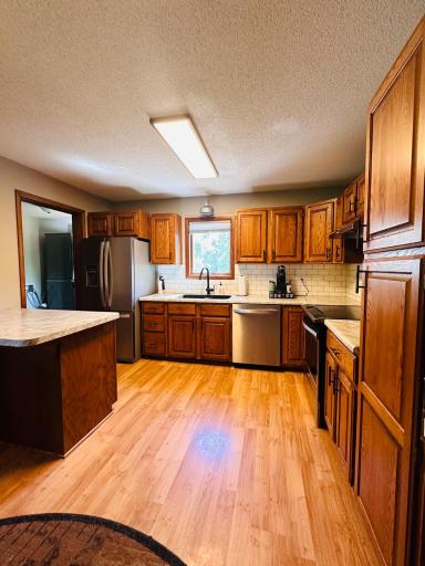 250 W Maple Avenue, Barron, WI 54812