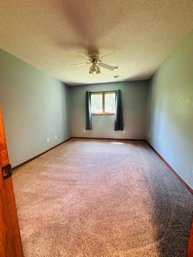 250 W Maple Avenue, Barron, WI 54812