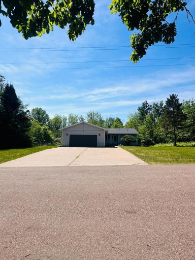 250 W Maple Avenue, Barron, WI 54812