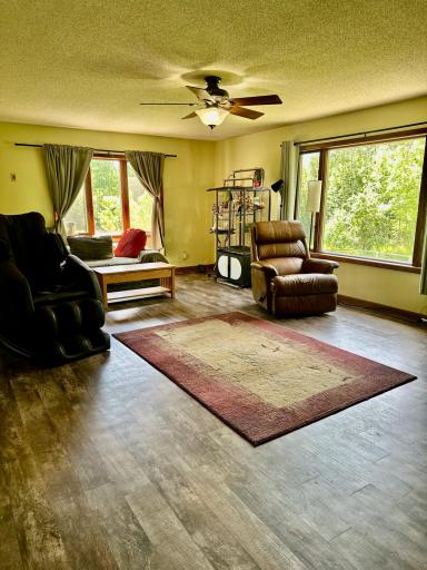 250 W Maple Avenue, Barron, WI 54812