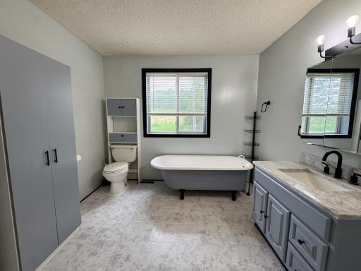 21093 370th Street, Erhard, MN 56534