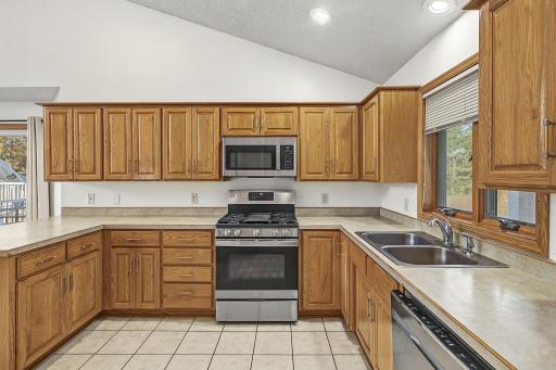 10095 367th Street, North Branch, MN 55056