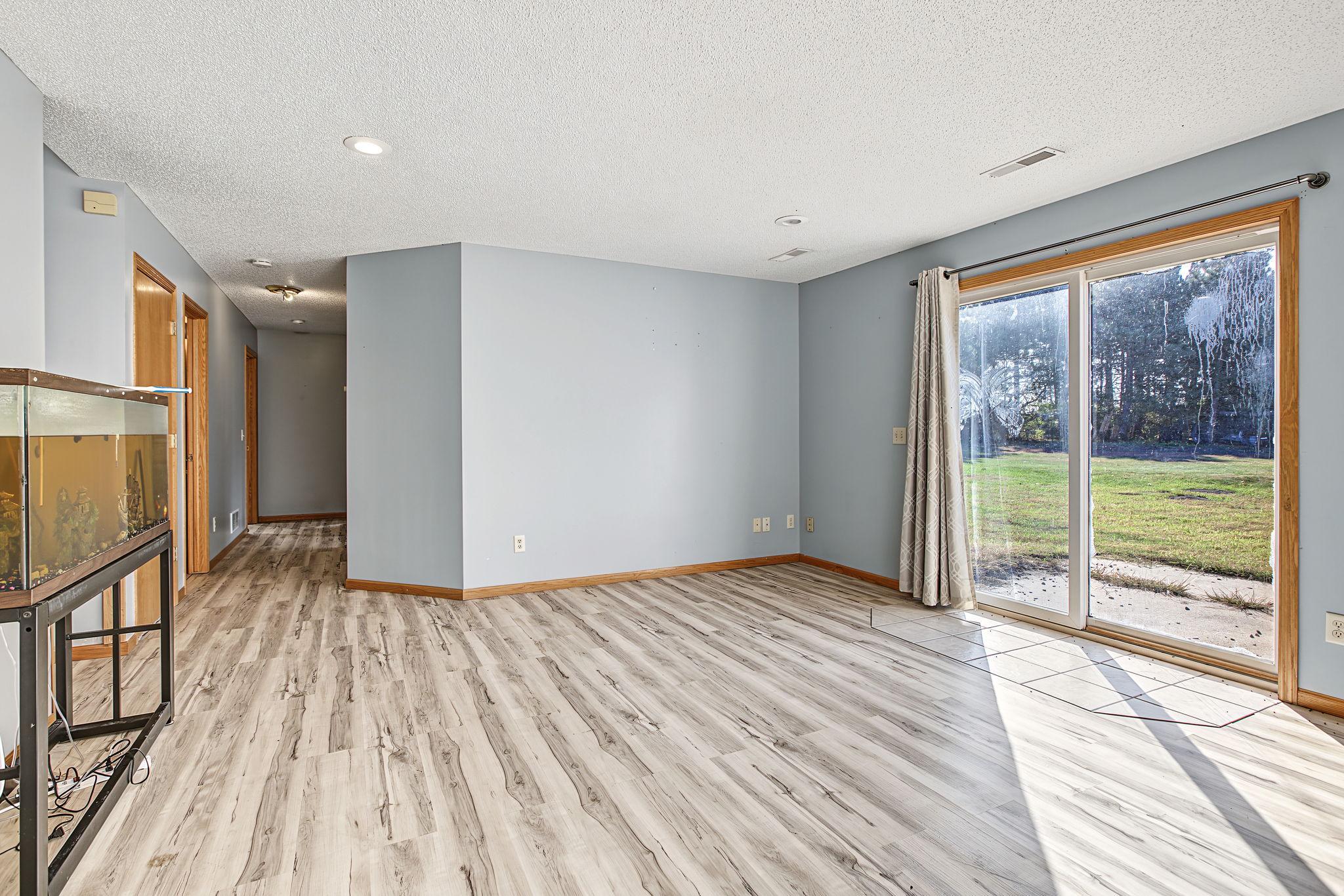 31-web-or-mls-10095 367th (31).jpg