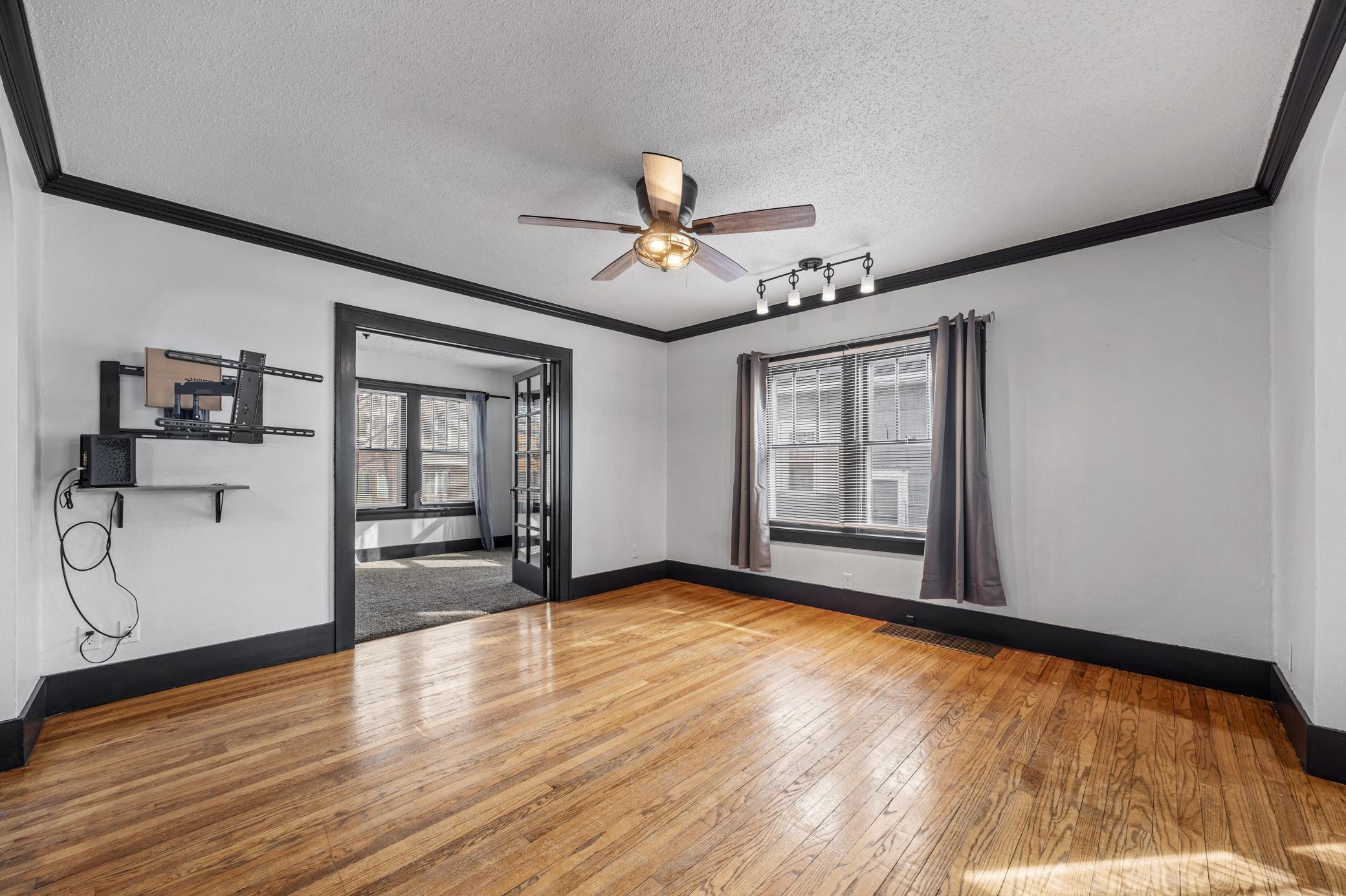 Living Room -2
